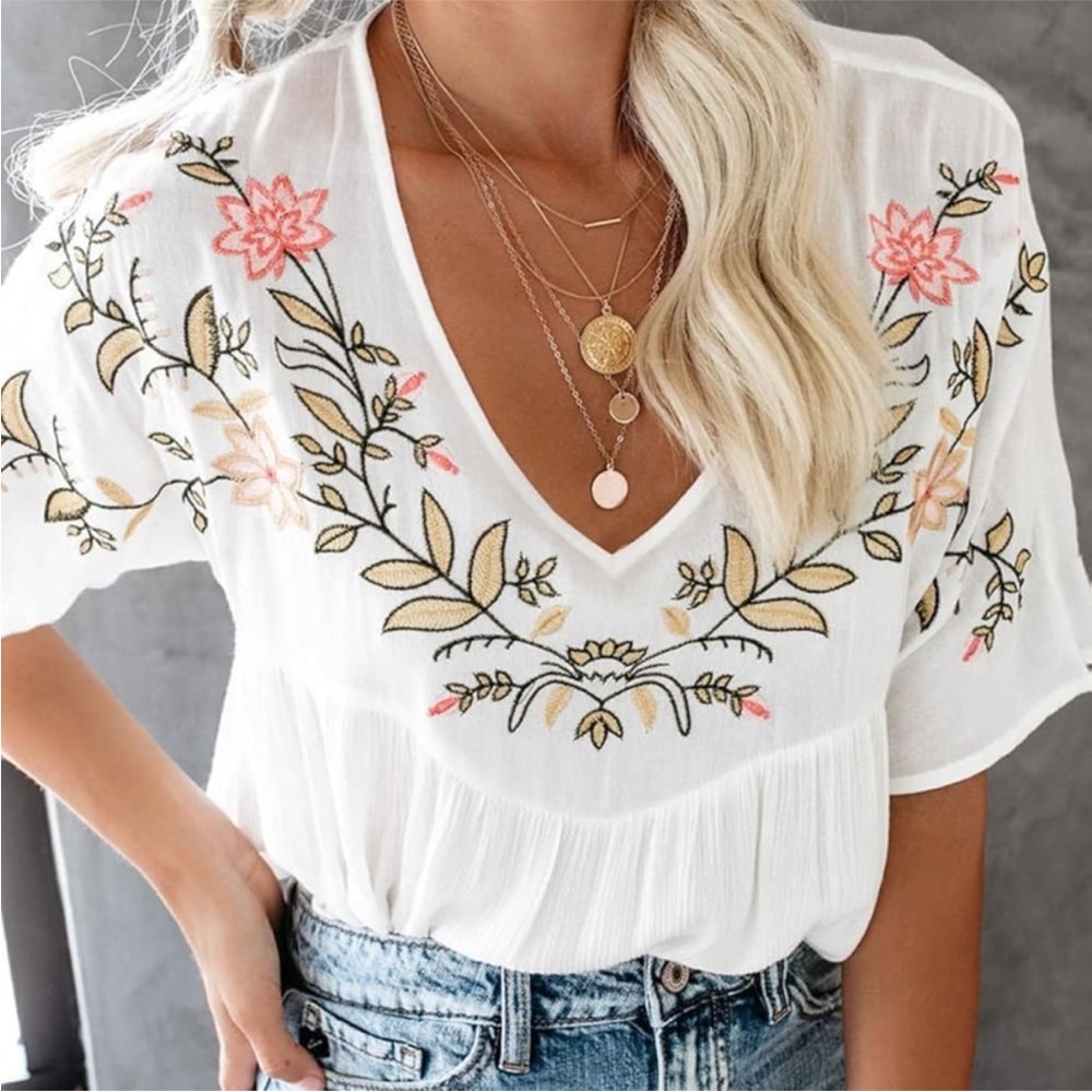 VICI | Floral Embroidered Peplum Top